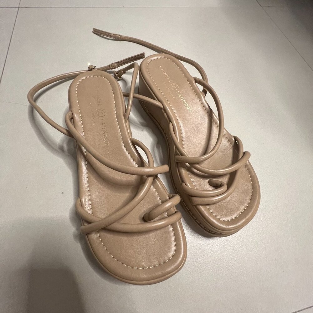 Chinese Laundry Clairo Sandal